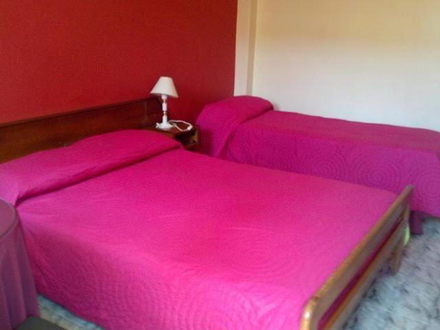 Residencial Noelia Hostel ปูแอร์โตอีกวาซู ภายนอก รูปภาพ