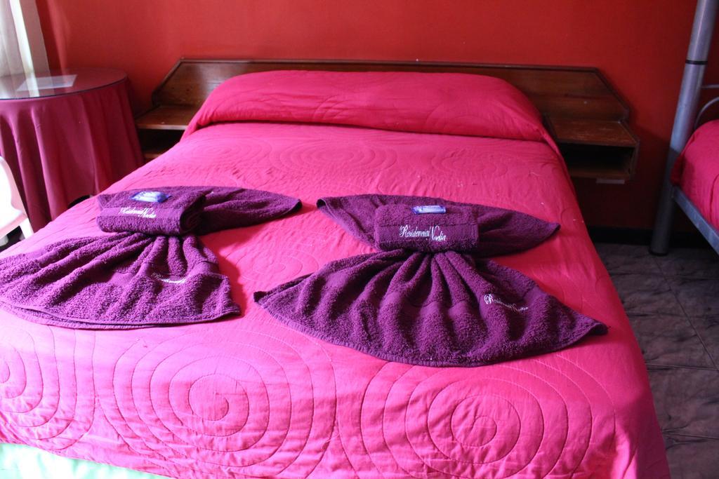 Residencial Noelia Hostel ปูแอร์โตอีกวาซู ภายนอก รูปภาพ