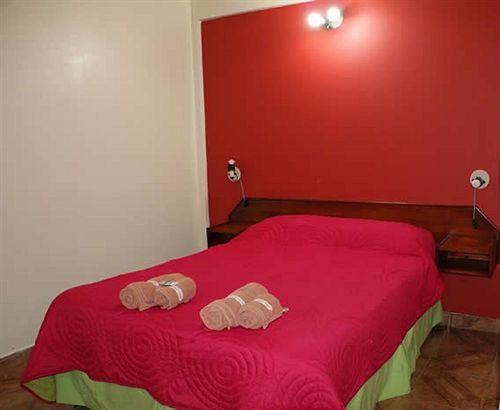 Residencial Noelia Hostel ปูแอร์โตอีกวาซู ภายนอก รูปภาพ