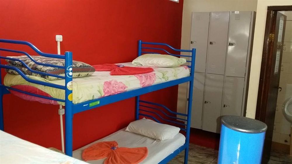 Residencial Noelia Hostel ปูแอร์โตอีกวาซู ภายนอก รูปภาพ