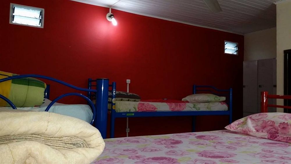 Residencial Noelia Hostel ปูแอร์โตอีกวาซู ภายนอก รูปภาพ
