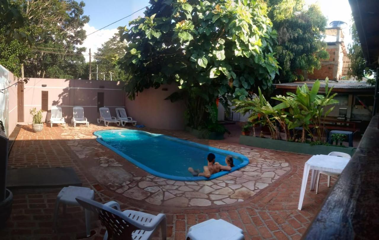 Residencial Noelia Hostel ปูแอร์โตอีกวาซู ภายนอก รูปภาพ
