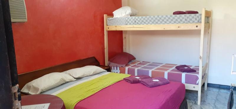 Residencial Noelia Hostel ปูแอร์โตอีกวาซู ภายนอก รูปภาพ
