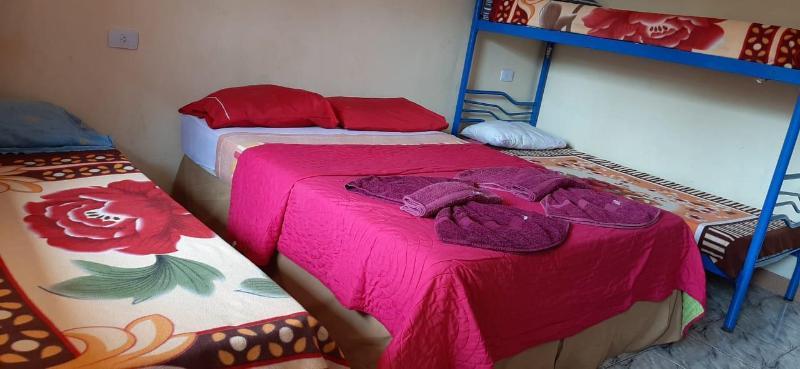Residencial Noelia Hostel ปูแอร์โตอีกวาซู ภายนอก รูปภาพ